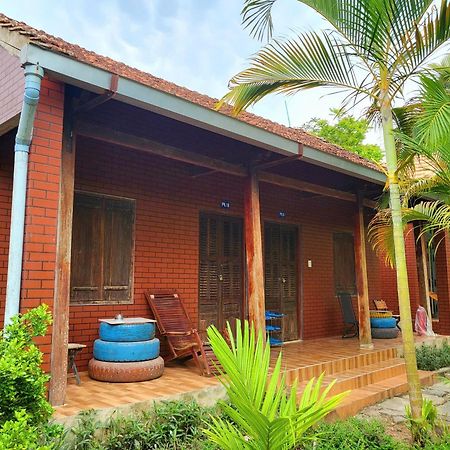 Cat Tien Farmer Lodge Quan Tom Bagian luar foto