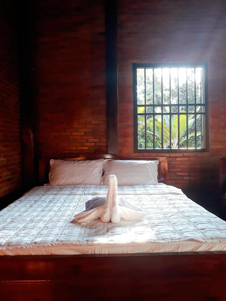 Cat Tien Farmer Lodge Quan Tom Bagian luar foto